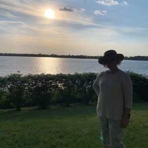 Meet your Posher, Carolyn